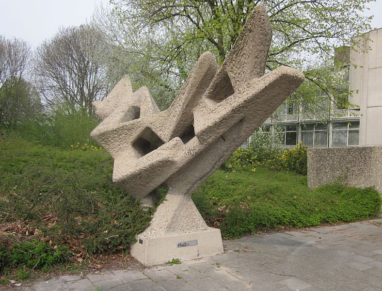 1942 - Hans Petri