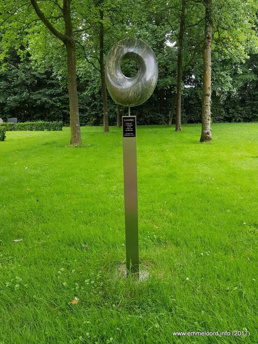 Levenslijn - Gedenksteen voor vroegtijdig doodgeborenen.
