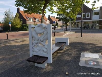 Bevrijdingsbankje-vlakje.jpg