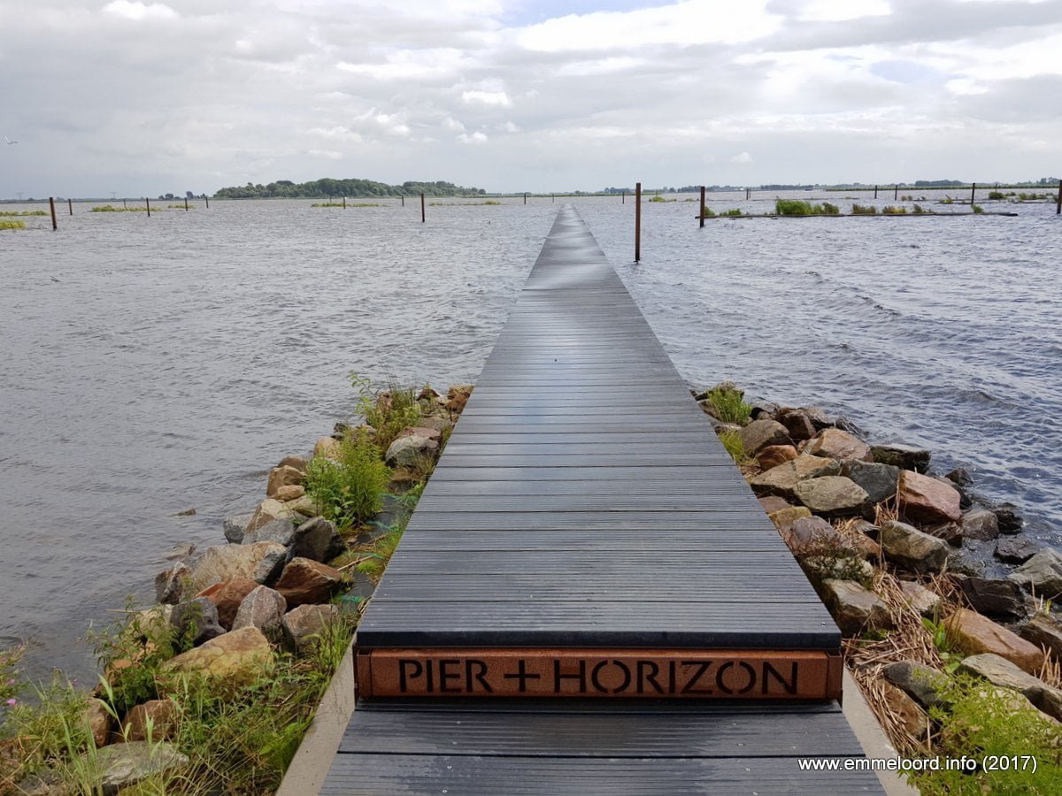 Pier+Horizon